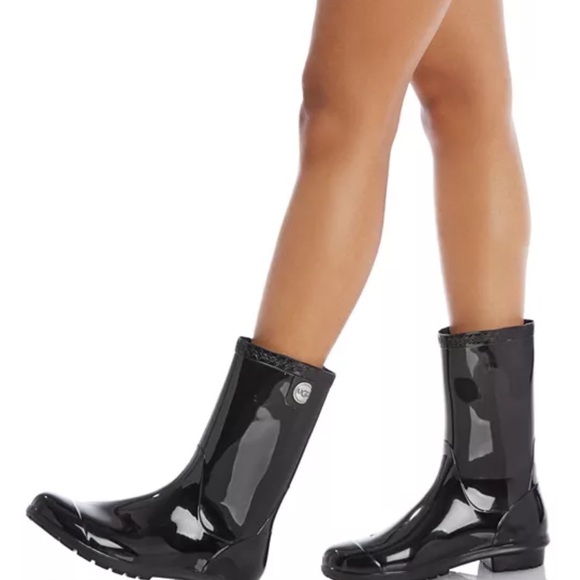 UGG Sienna Rain Boot Waterproof Black High-Gloss Finish Size 11 NEW - Picture 15 of 16